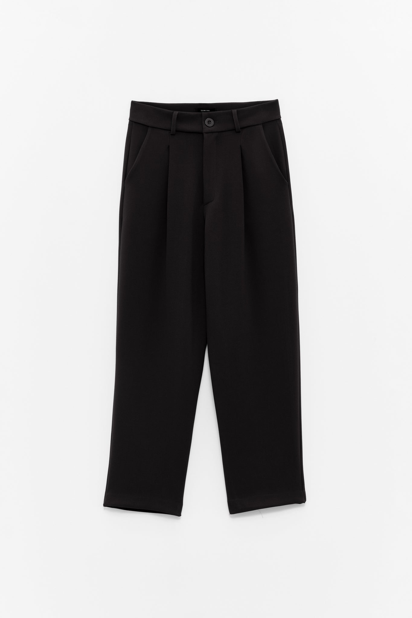 High-rise trousers with loop.